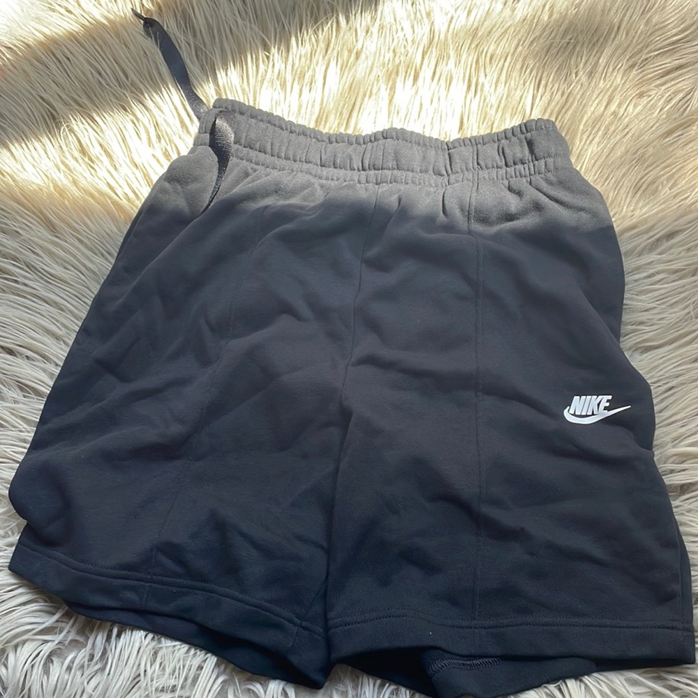 Nike Women’s side drawstring
